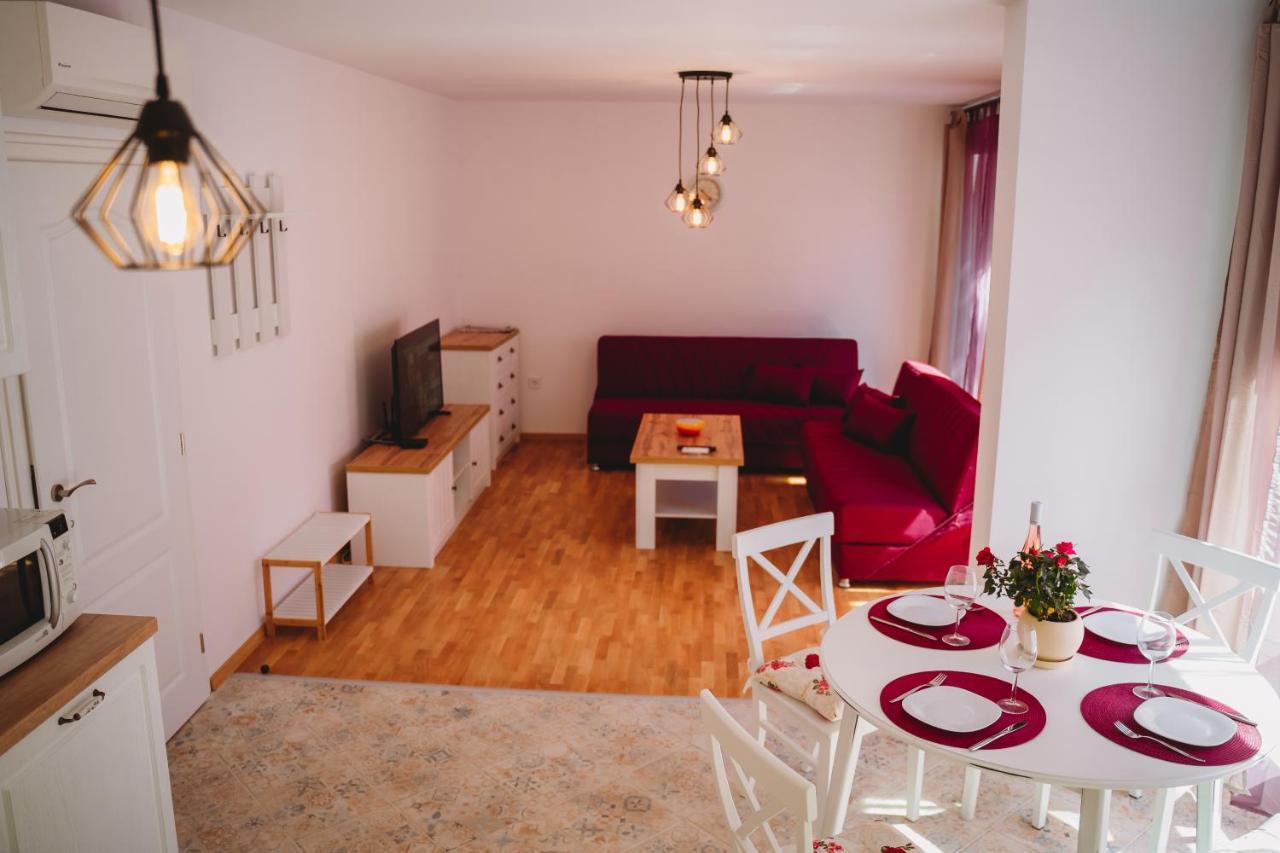 Andreya'S Sea Apartment-Beach, Sea Garden ,Old Town, Free Parking, Free Evcharging Station ヴァルナ エクステリア 写真