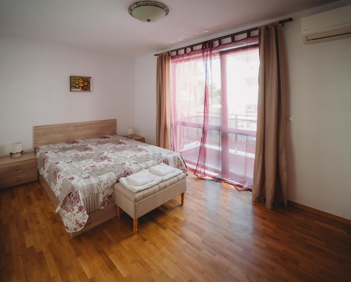 Andreya'S Sea Apartment-Beach, Sea Garden ,Old Town, Free Parking, Free Evcharging Station ヴァルナ エクステリア 写真