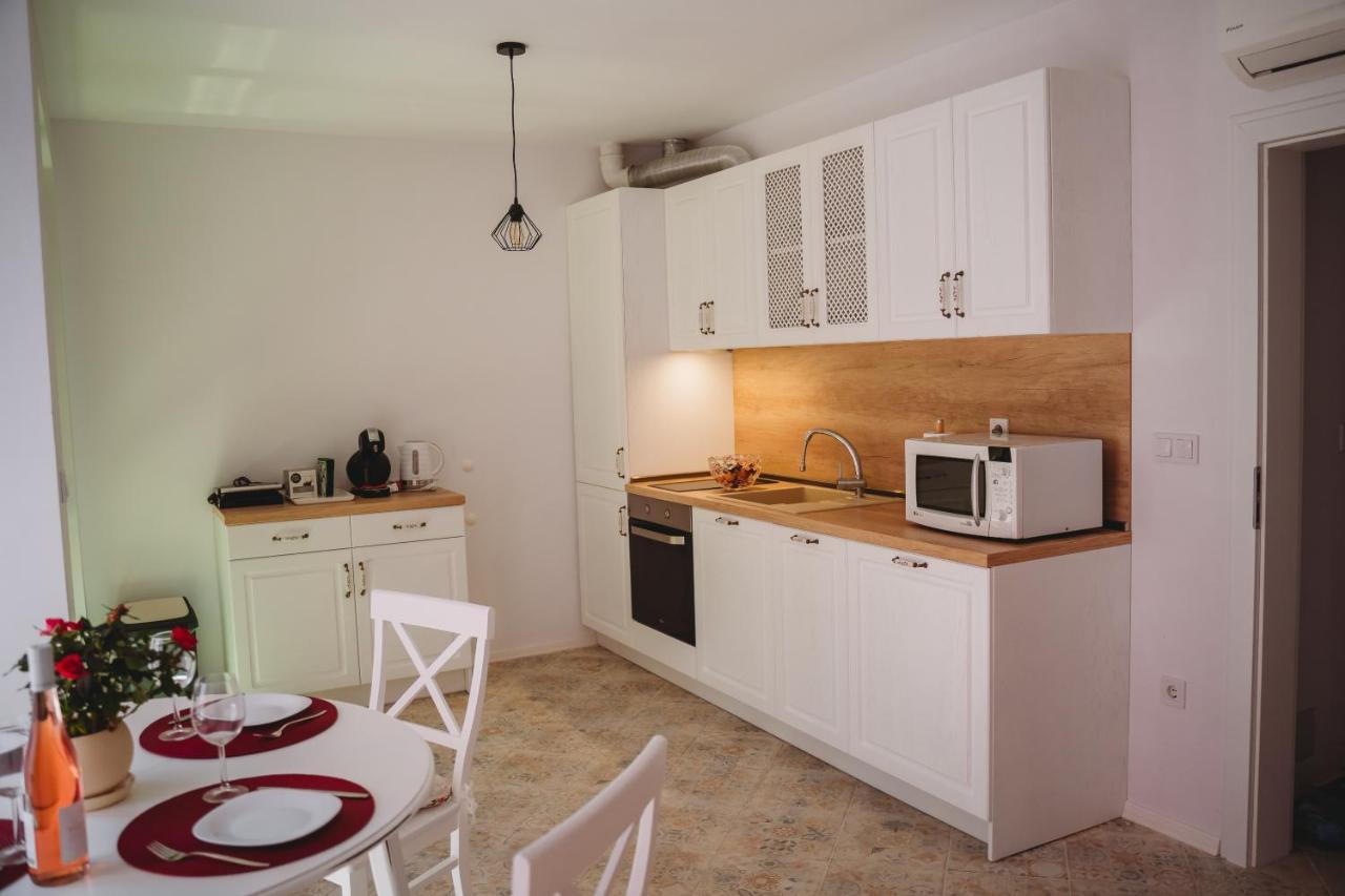 Andreya'S Sea Apartment-Beach, Sea Garden ,Old Town, Free Parking, Free Evcharging Station ヴァルナ エクステリア 写真